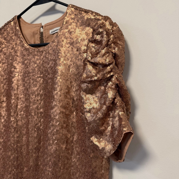 Women's Abercrombie & Fitch M Gold Bronze Sequin Puff Sleeve Blouse New NWOT - Picture 2 of 16